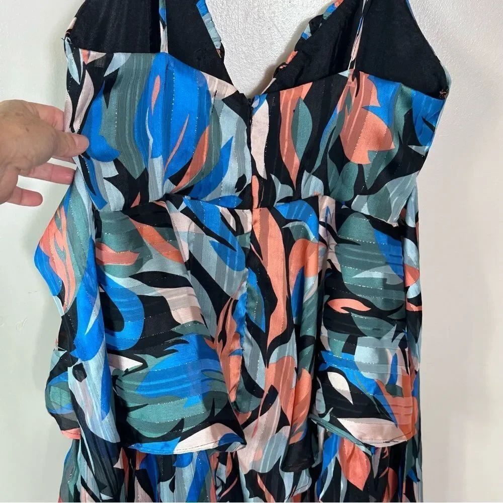 Colorful Leaf Print Romper - Picture 7 of 9